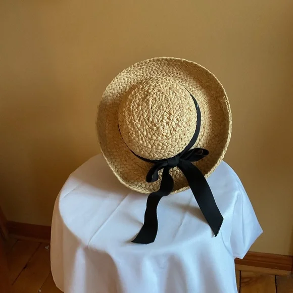 Helen Kaminski Raffia Straw Hat with Black Ribbon Handmade in Madagascar - Picture 2 of 10